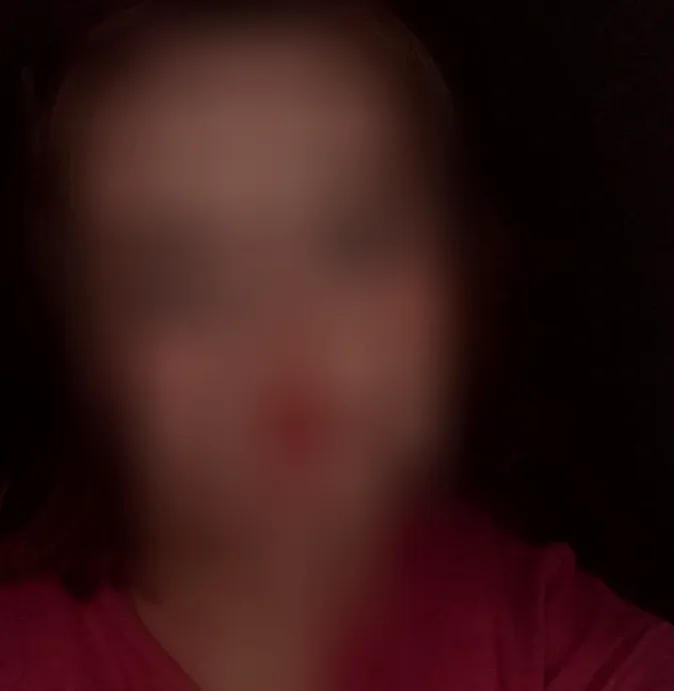 Kayleigh, 21