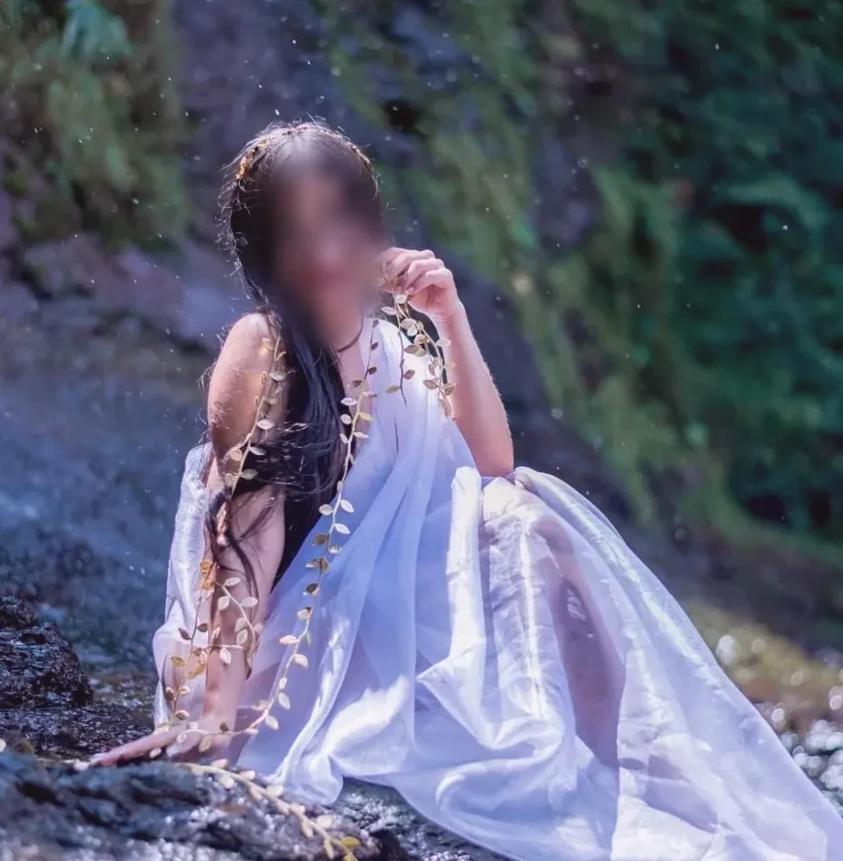 Priya, 20
