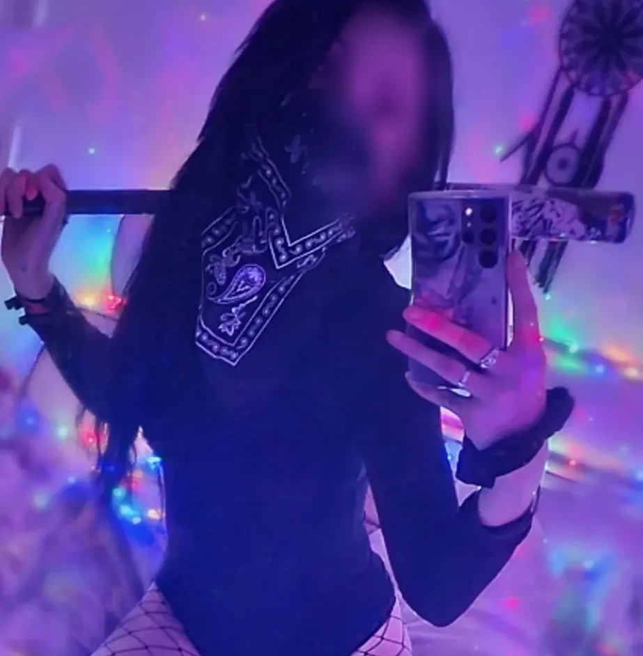 Tiana, 28